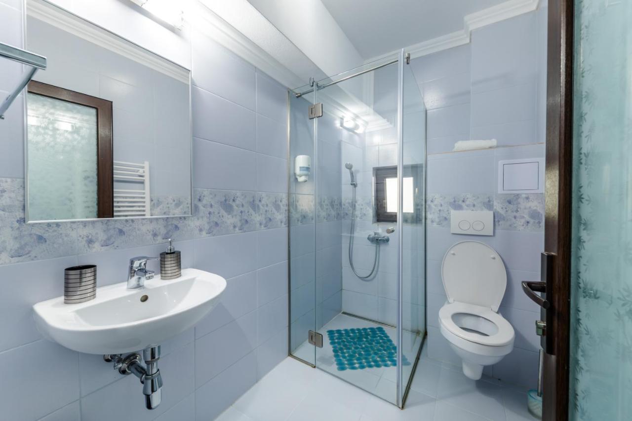 Vila Yna Navodari Ngoại thất bức ảnh