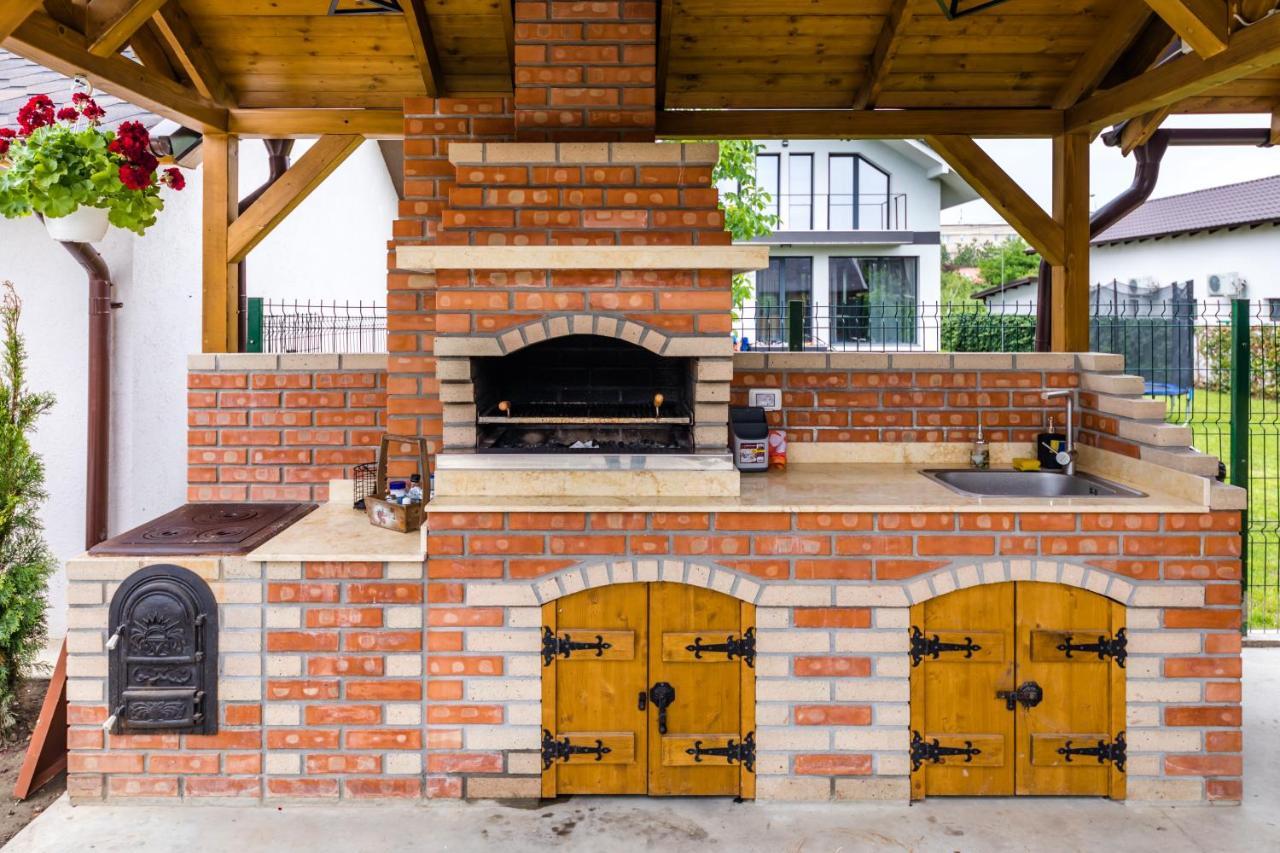 Vila Yna Navodari Ngoại thất bức ảnh
