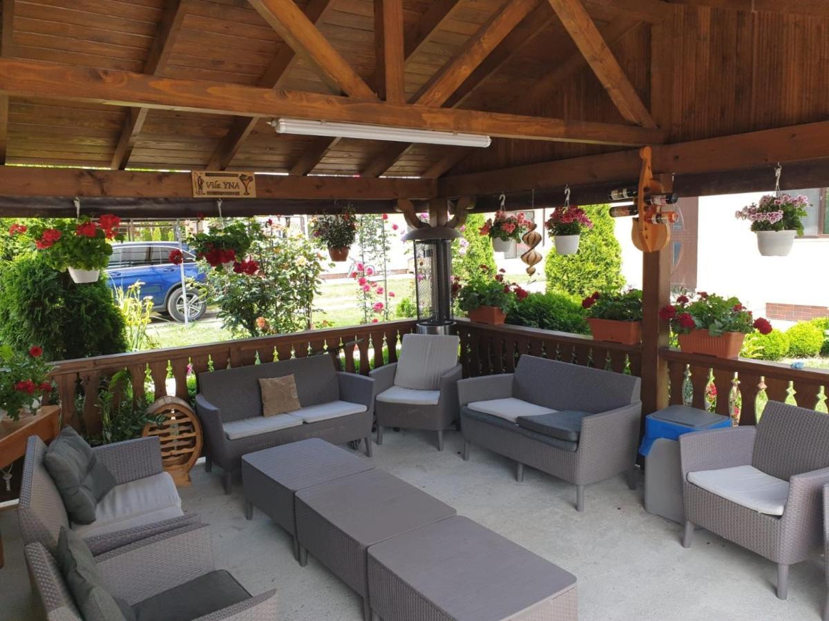 Vila Yna Navodari Ngoại thất bức ảnh