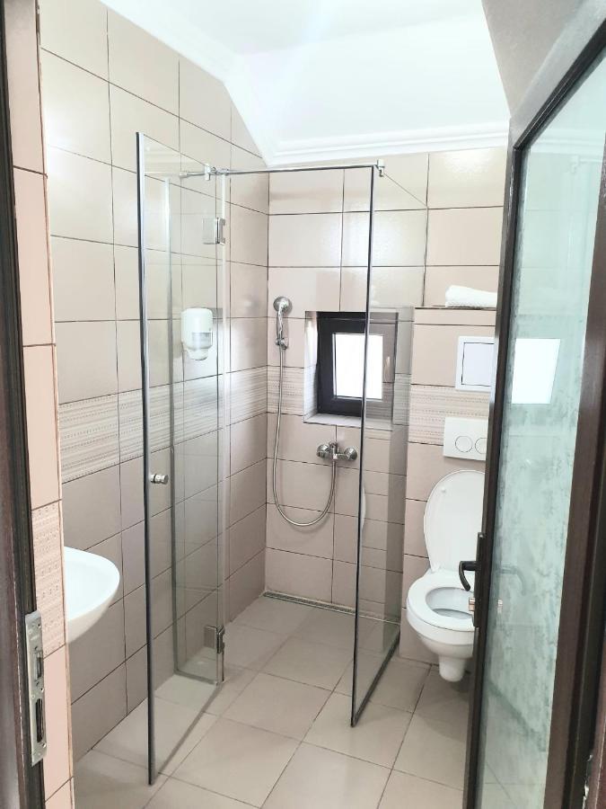 Vila Yna Navodari Ngoại thất bức ảnh