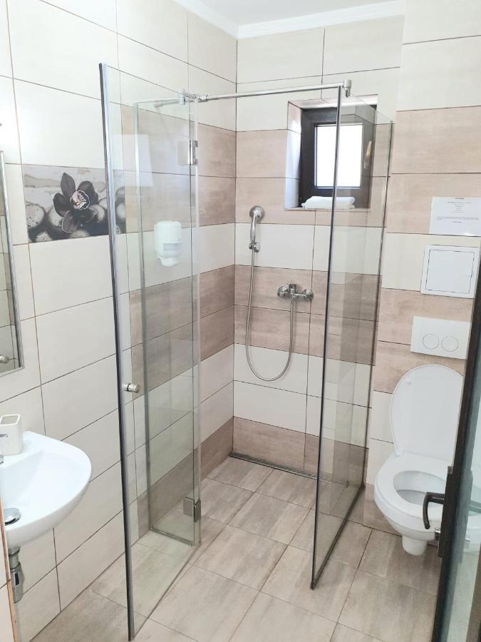 Vila Yna Navodari Ngoại thất bức ảnh