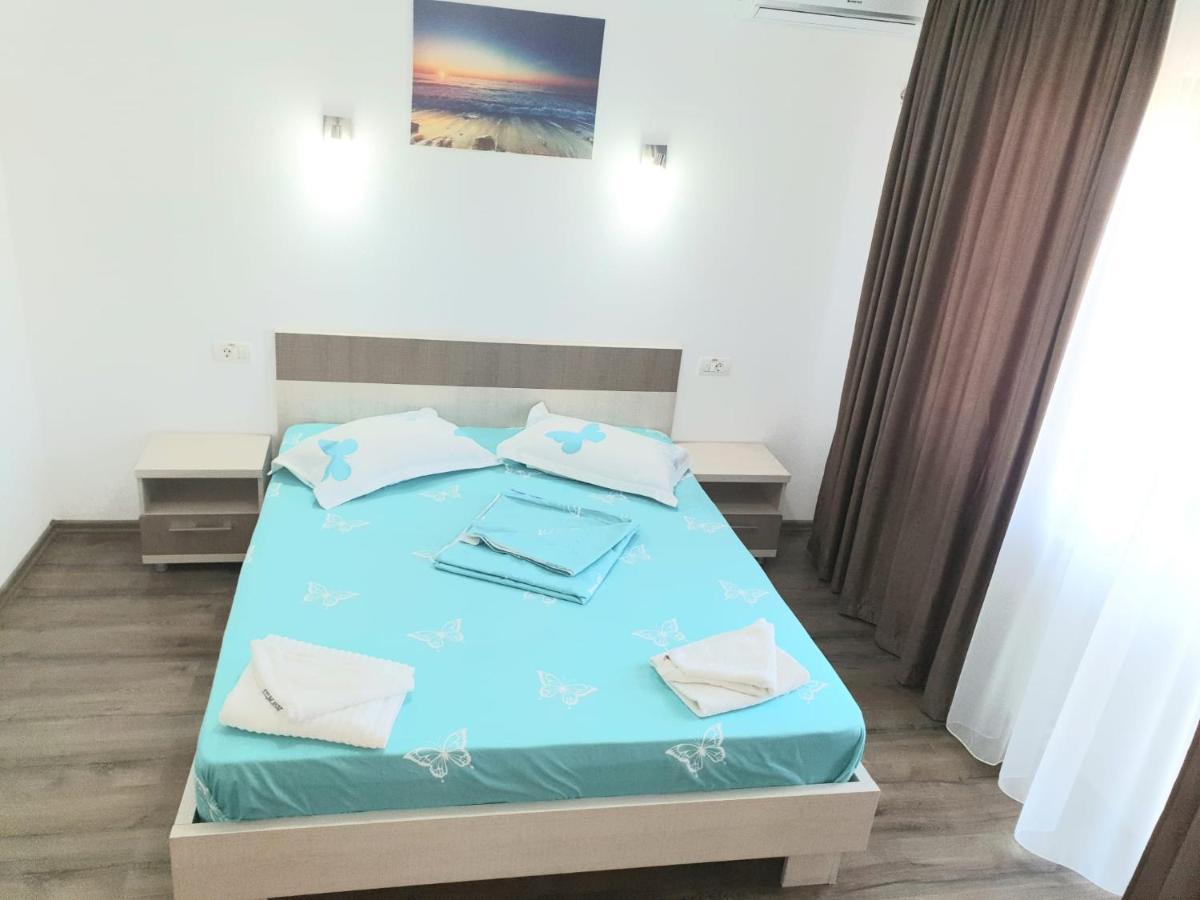 Vila Yna Navodari Ngoại thất bức ảnh