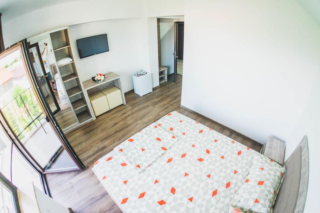 Vila Yna Navodari Ngoại thất bức ảnh
